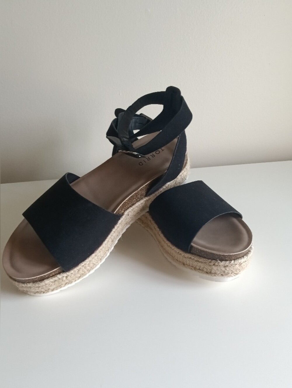 Torrid Women's Black faux Suede Cork Insoles Weaved Open Toe Sandal 10W